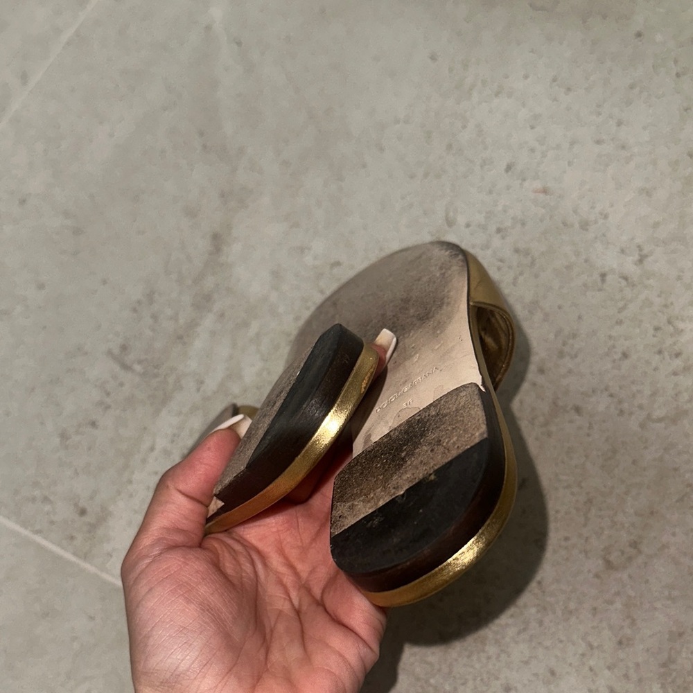 Dolce & Gabbana Metallic Gold Slide Sandals - Picture 11 of 13